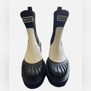 Louis Vuitton Beaubourg boots, EU 39.